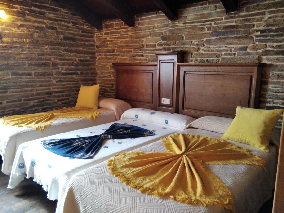 La Posada De Oscos Santa Eulalia de Oscos Eksteriør bilde
