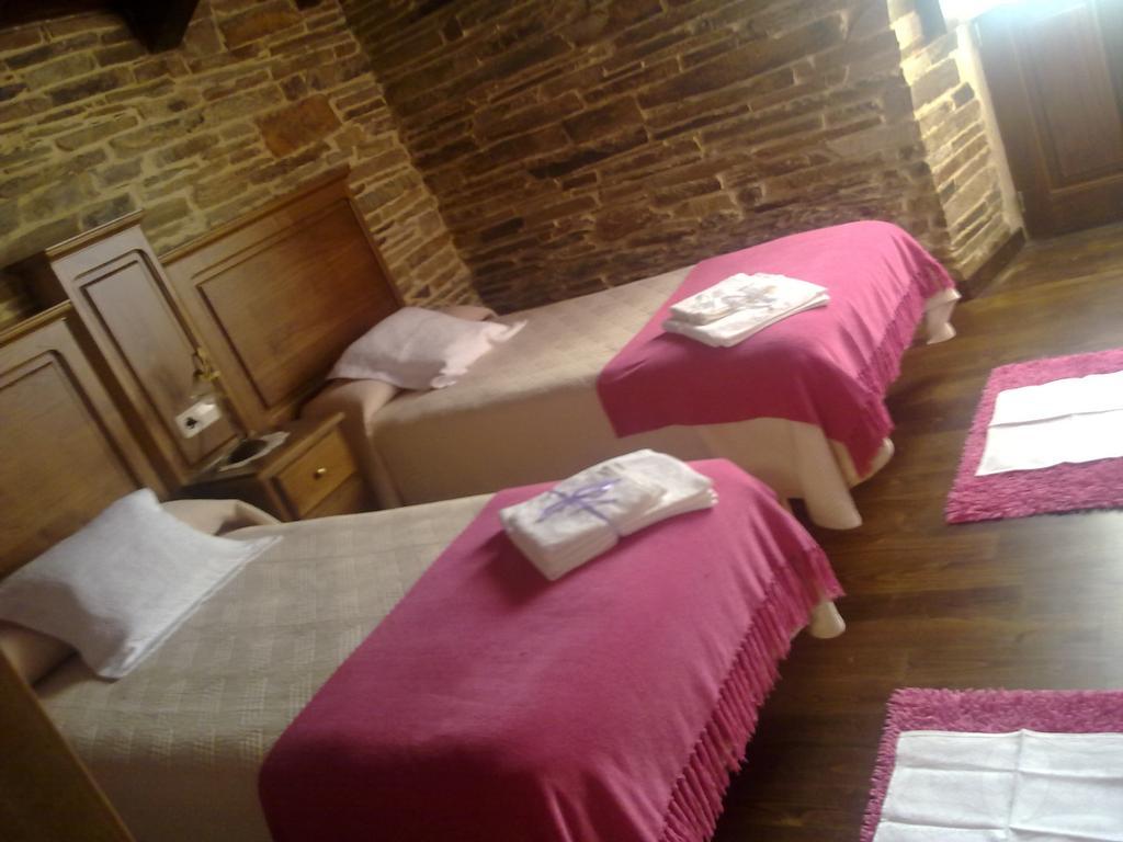 La Posada De Oscos Santa Eulalia de Oscos Rom bilde